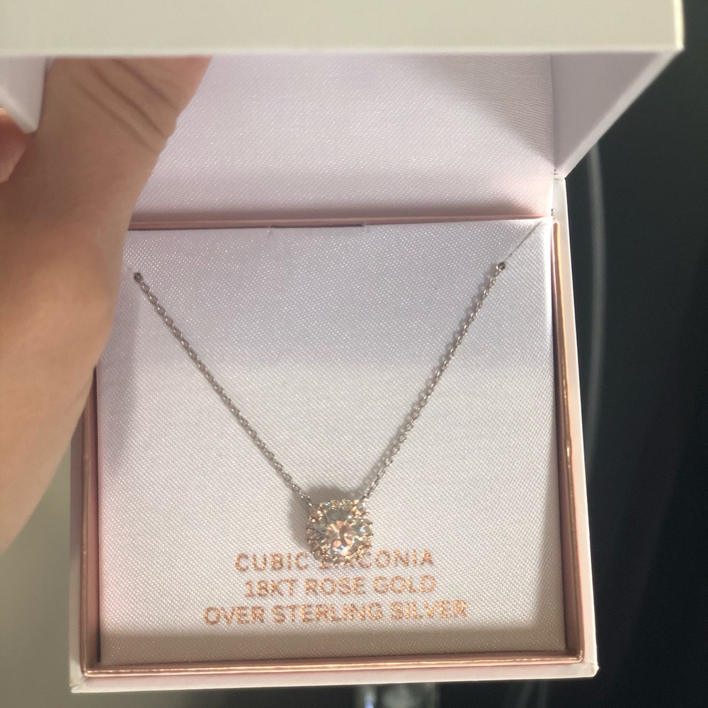Primrose Necklace
